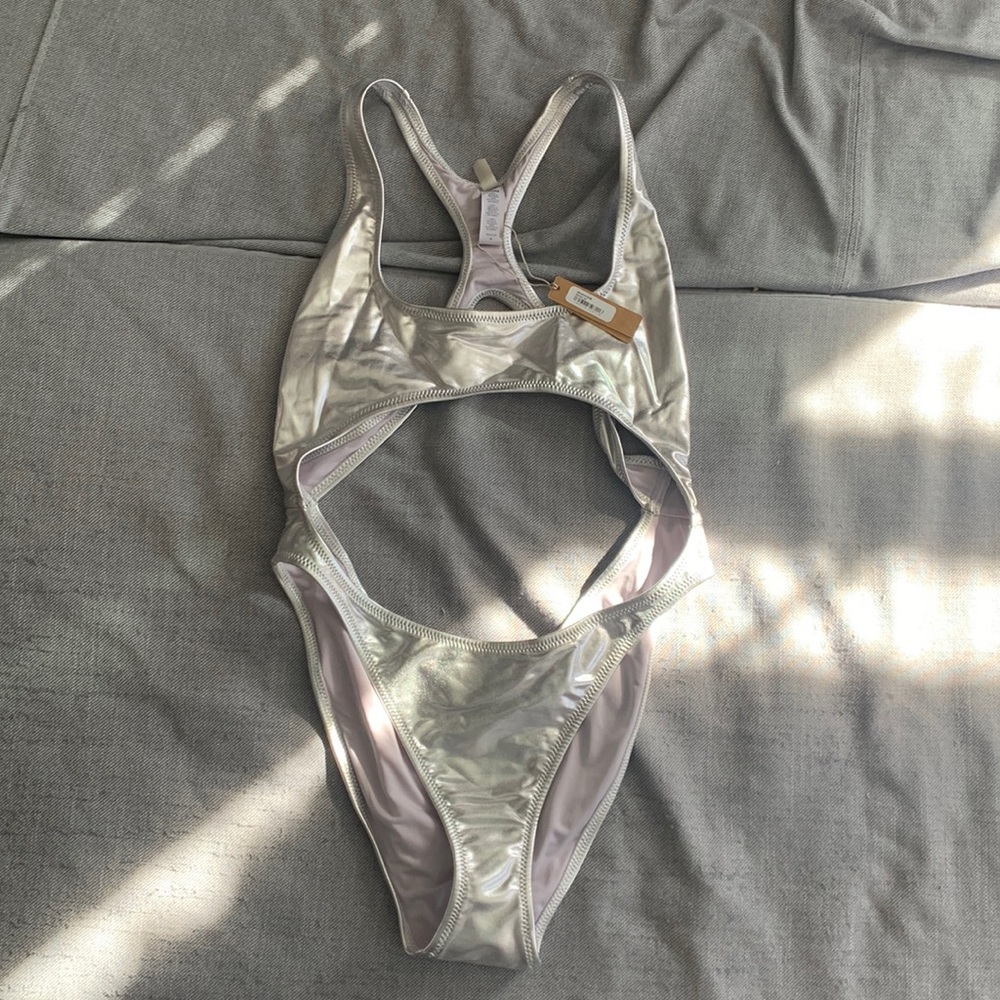 Skims silver bathing suit size M never worn NWT